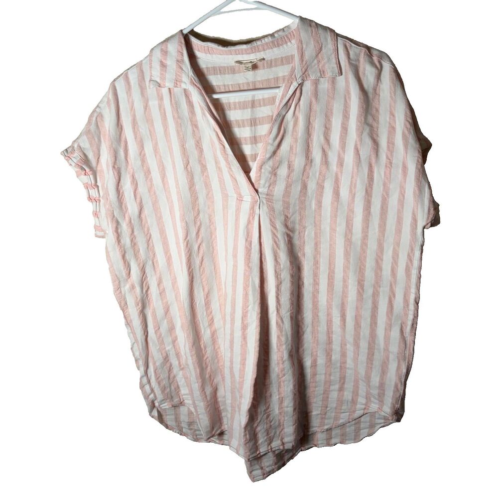 Jane & Delancey Shirt Women's Medium V-Neck Pink Printed Short Sleeve Collared